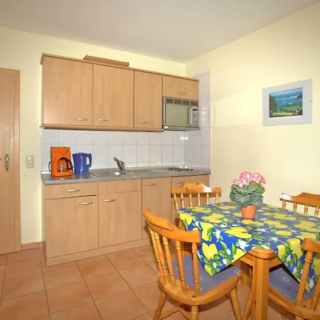 Apartment 300 M Zum *