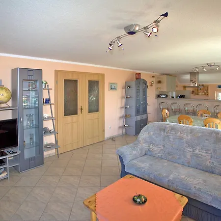 Apartment 300 M Zum *