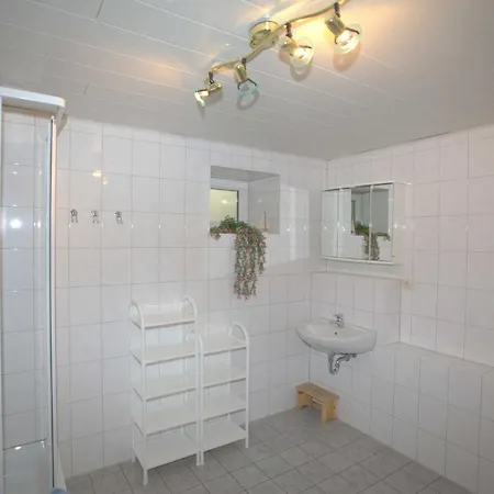 300 M Zum Apartment *