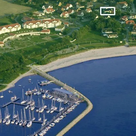 Apartment 300 M Zum