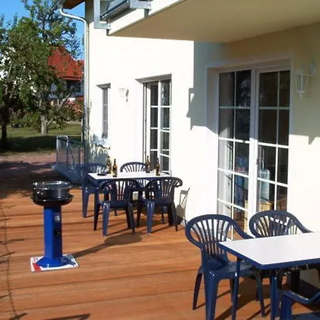 300 M Zum Apartment